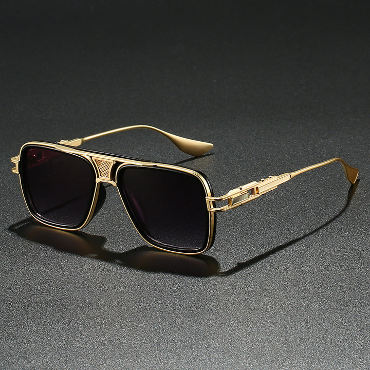 Women’s designer sunglasses with luxurious metal frame and trendy detail Stornfield