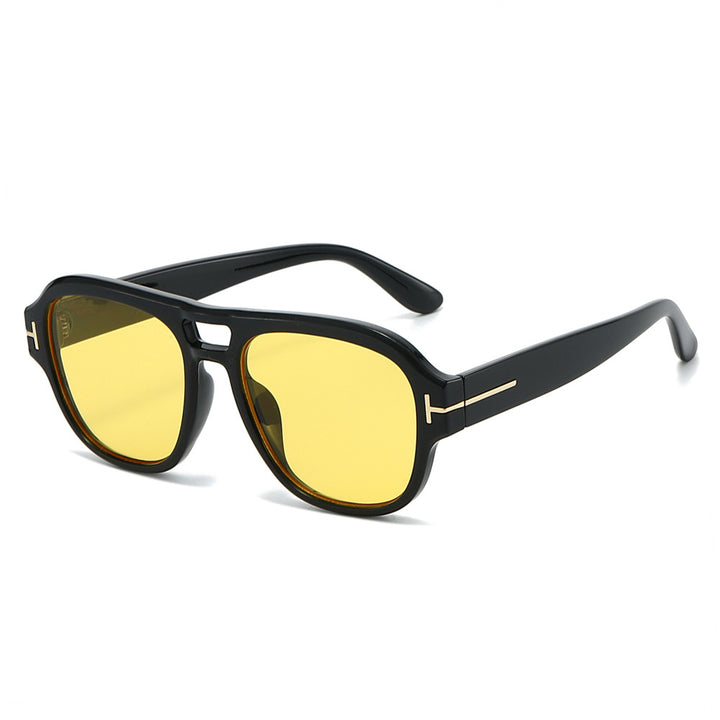 Fashion-Forward Square Frame Sunglasses Stornfield