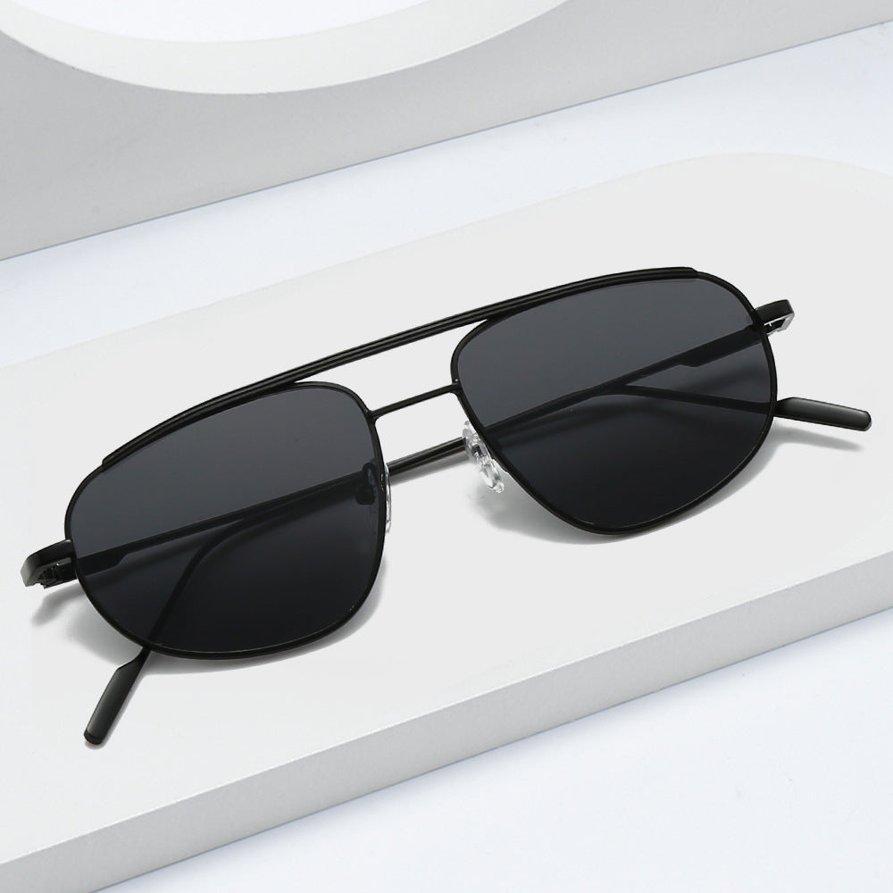 Women's pilot sunglasses with flexible fit and UV protection Stornfield