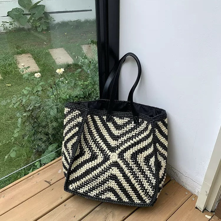 Designer basket bag with graphic pattern Stornfield