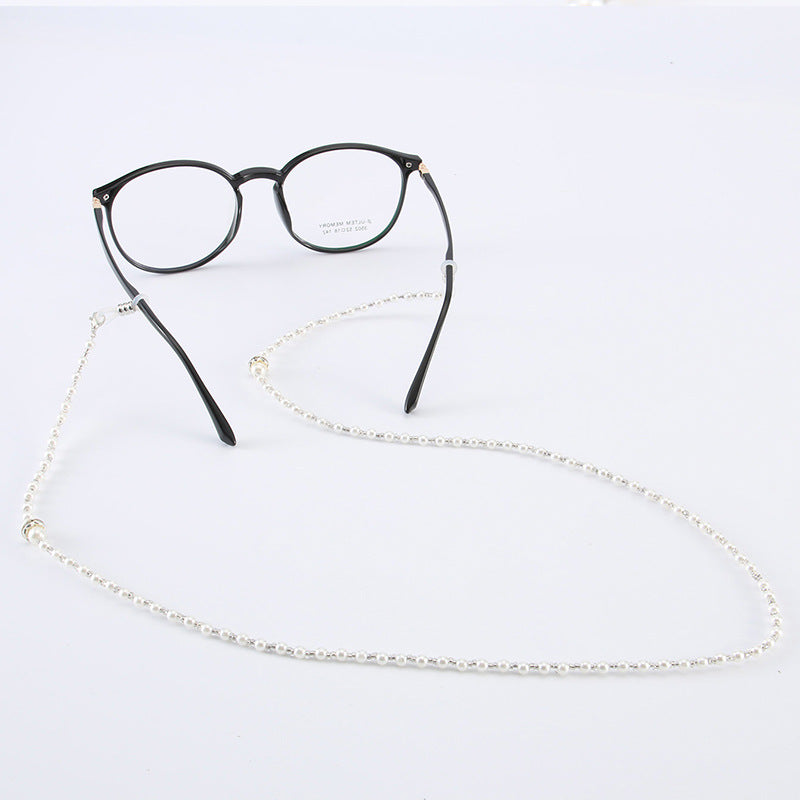 Elegant Beaded Glasses Chain Stornfield