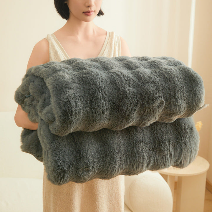 Luxurious Plush Throw Blanket