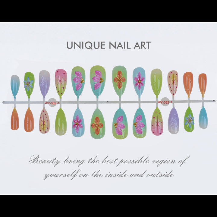 Artistic Floral-Embellished Press-On Nail Set Stornfield
