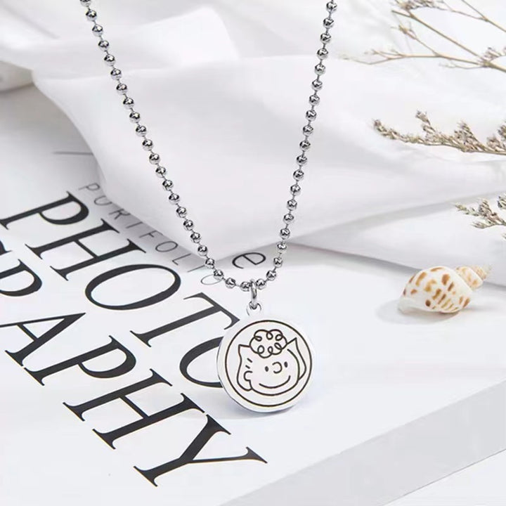 Outline Bear Pendant Necklace Stornfield