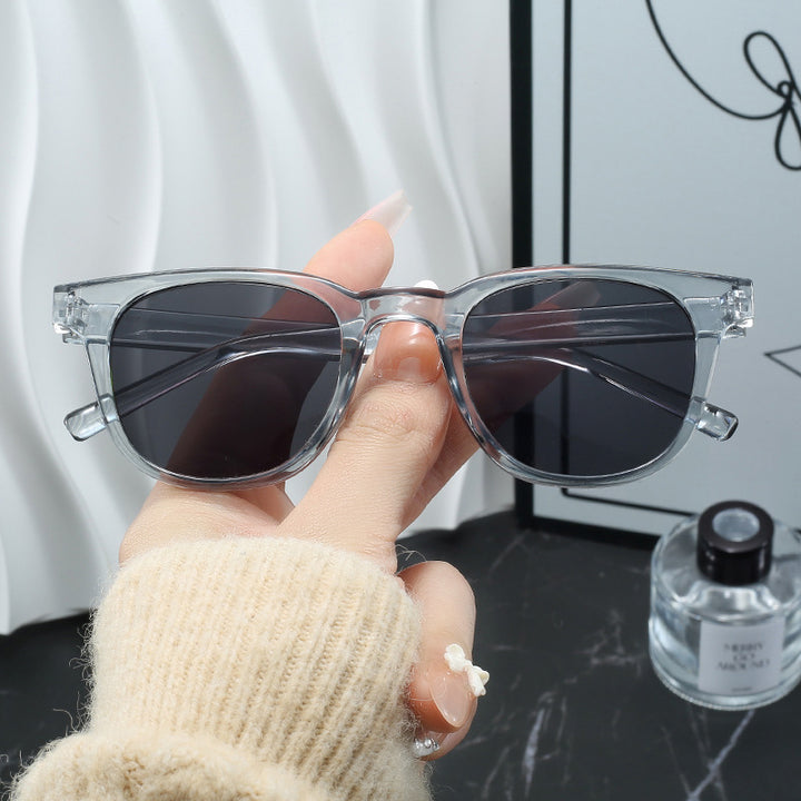 Women's fashionable cat-eye sunglasses with high-quality plastic frame Stornfield