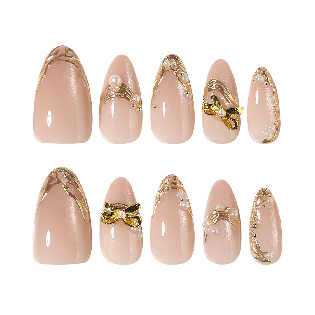 Glamorous nail art with gold accents Stornfield