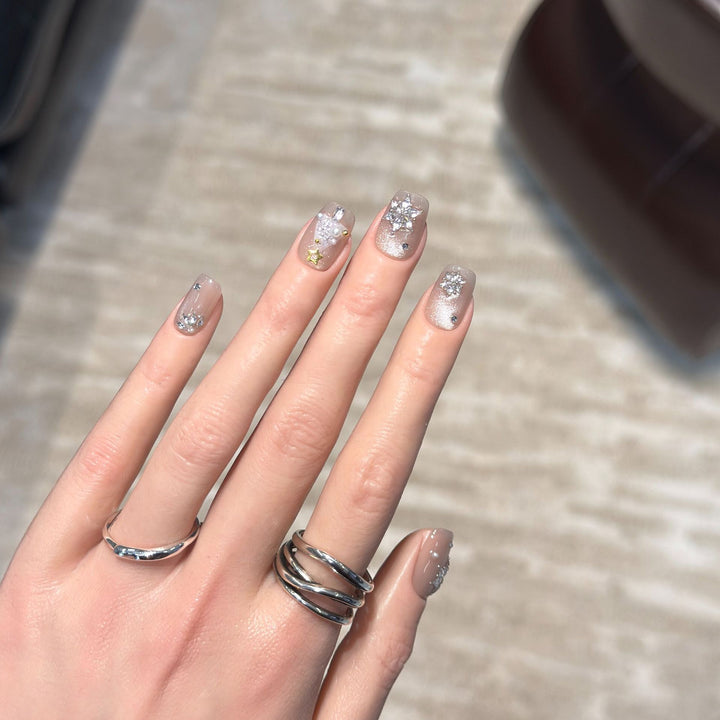 Elegant Press-On Nail Art Set with Sparkling Accents Stornfield