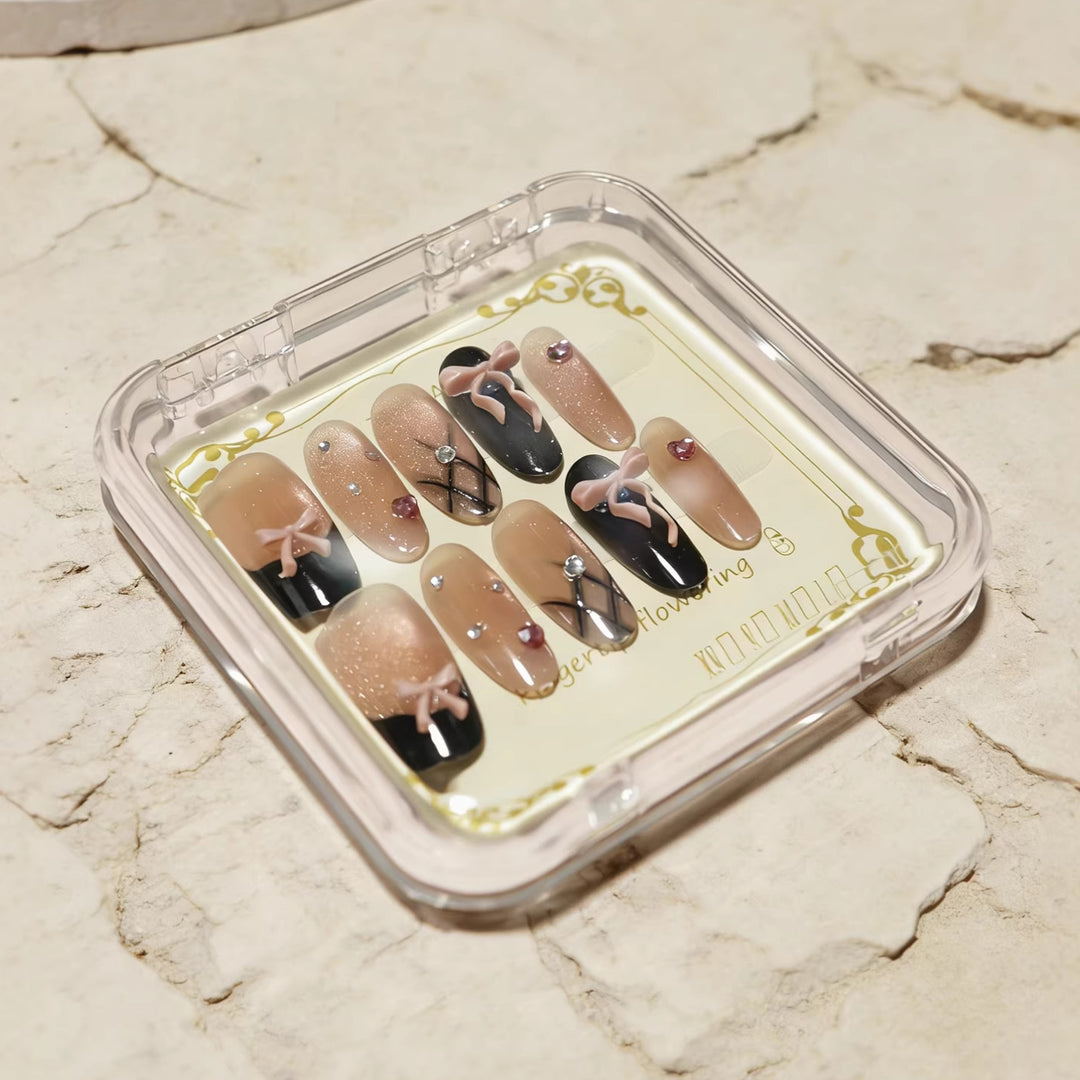 Elegant Artistic Nail Art Design Stornfield