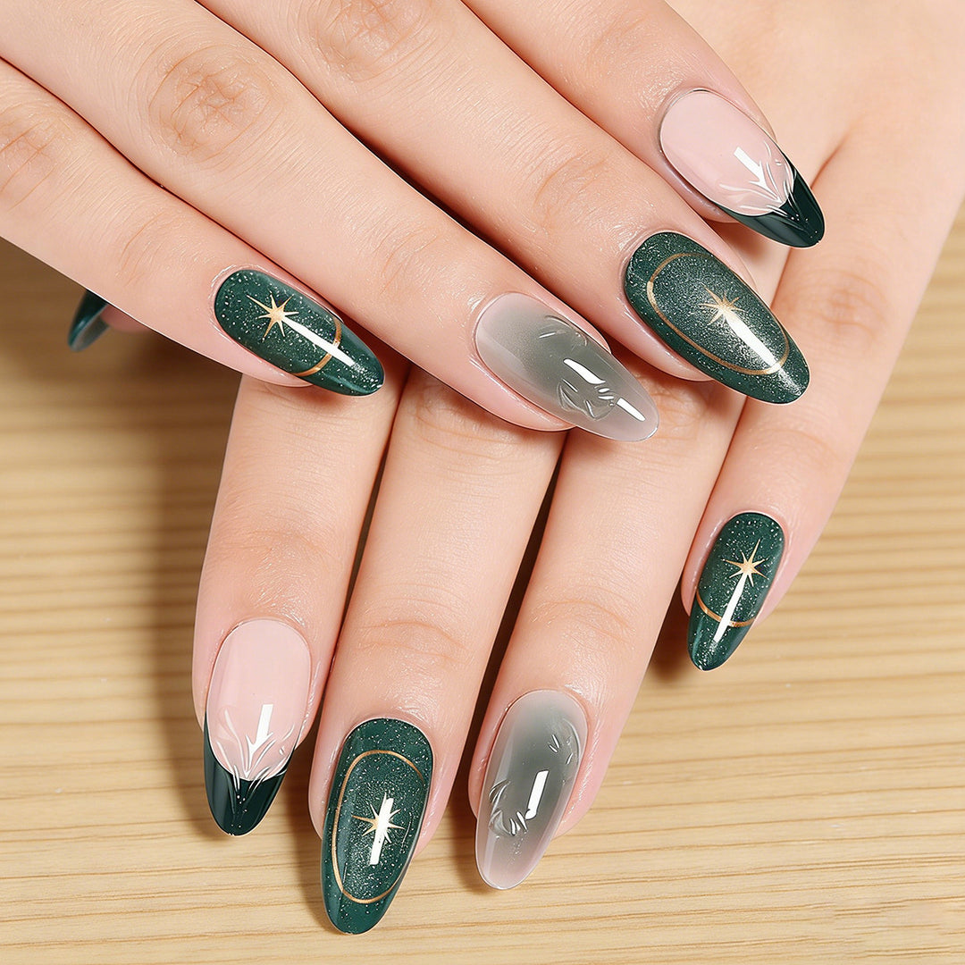 Artificial nails with luxurious metallic and glitter details Stornfield