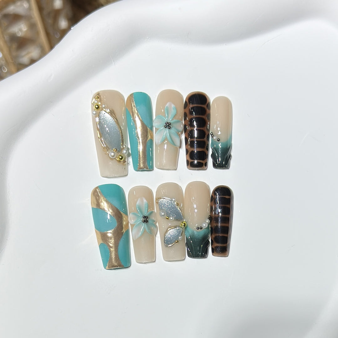 Artistic Press-On Nail Art Set with Floral and Geometric Designs Stornfield