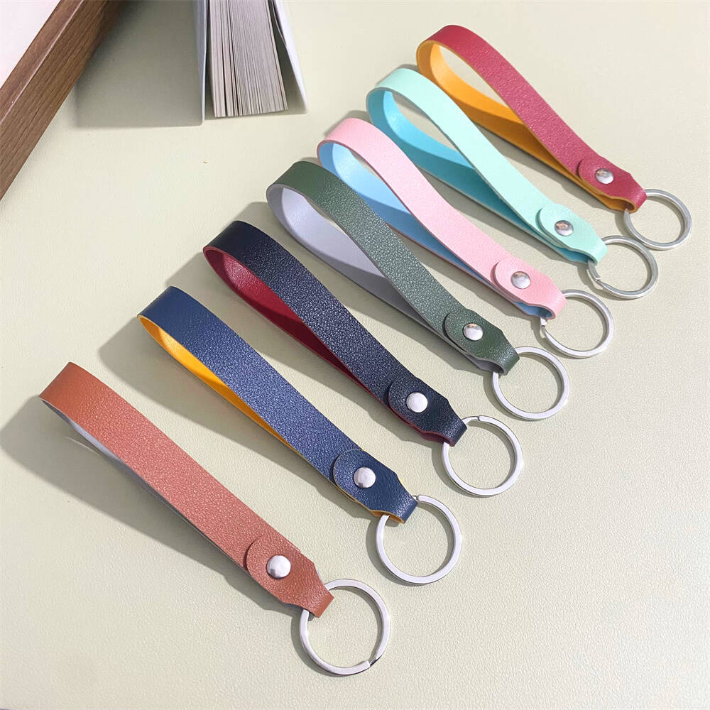 Premium Leather Keyring Holder Stornfield