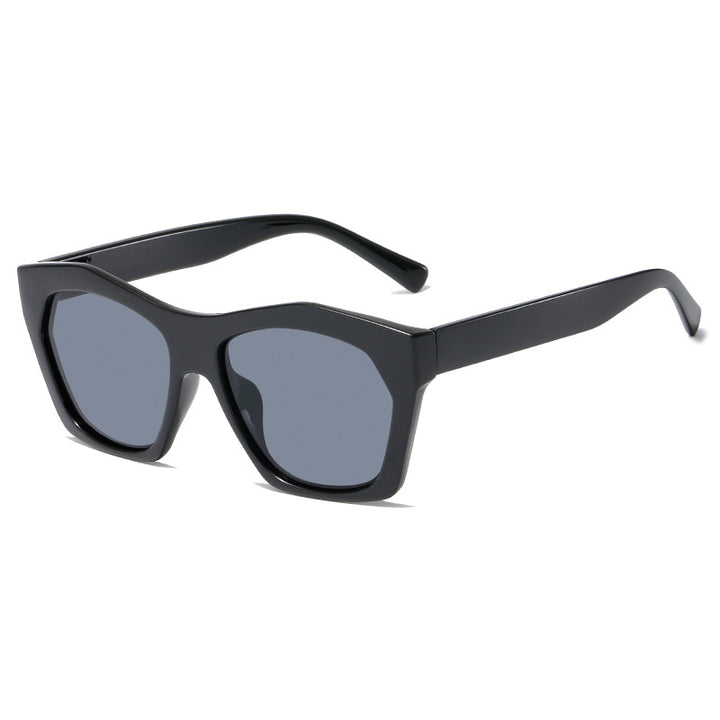 Women's fashionable sunglasses in striking leopard pattern Stornfield