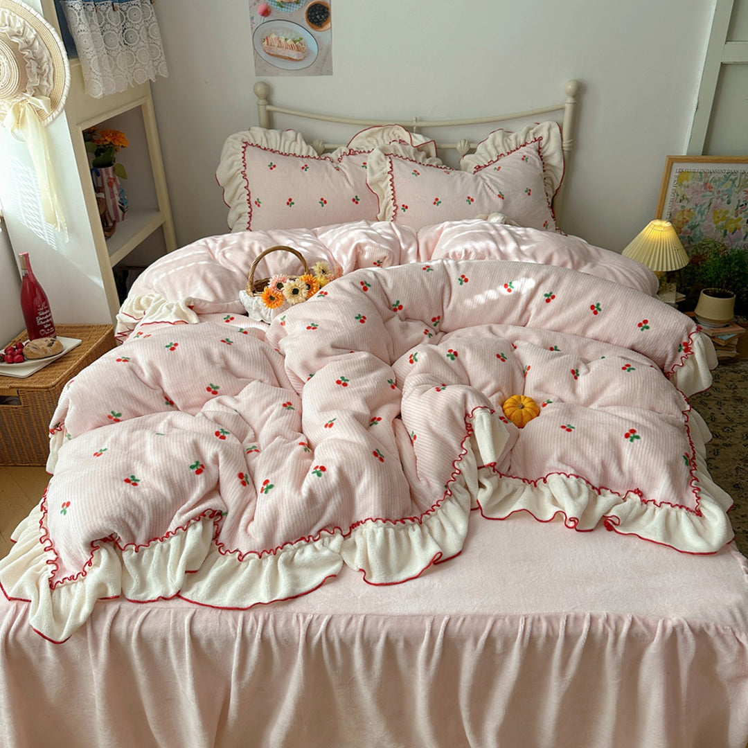 Cozy Floral Embroidered Quilt Set