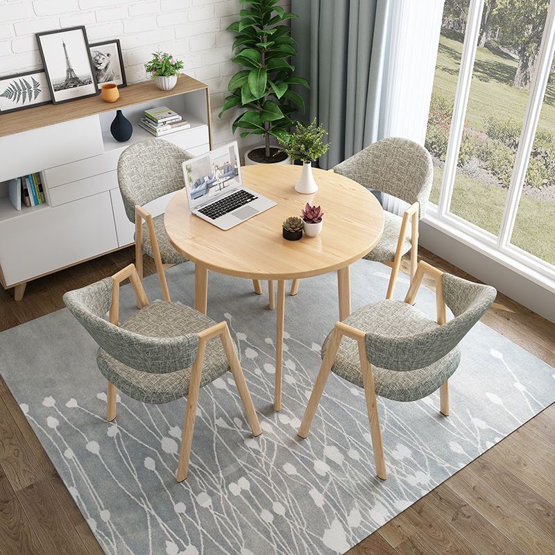 Dining chair with ergonomic upholstery and modern design Stornfield