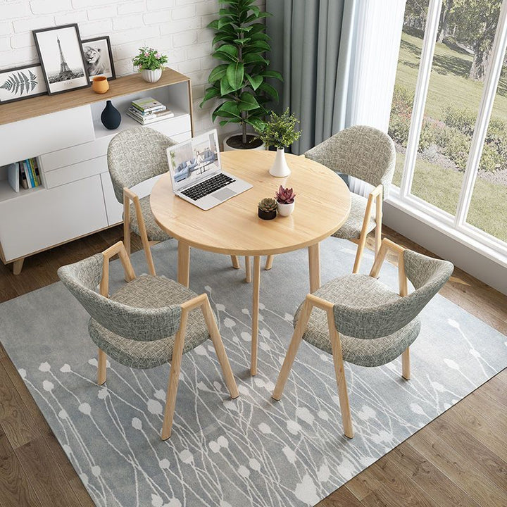 Dining chair with ergonomic upholstery and modern design Stornfield