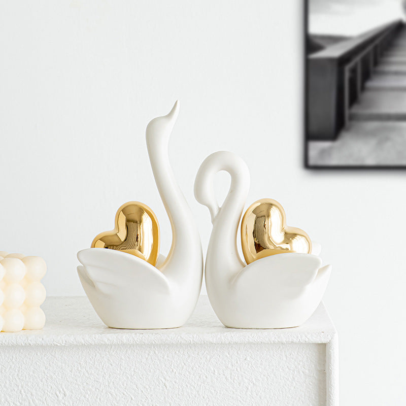 Elegant and romantic swans decorative figure Stornfield