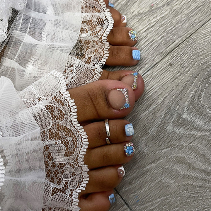 Decorative Press-On Nail Art Set with Sparkling Accents Stornfield
