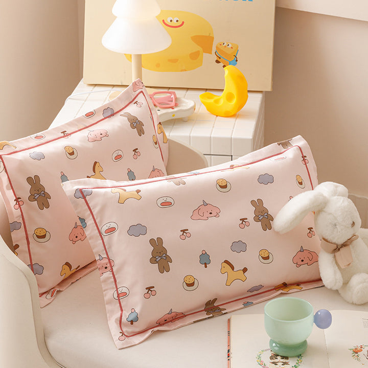 Children's Pillowcase Set made of Soft Cotton Percale with Cute Animal Print and Decorative Piping