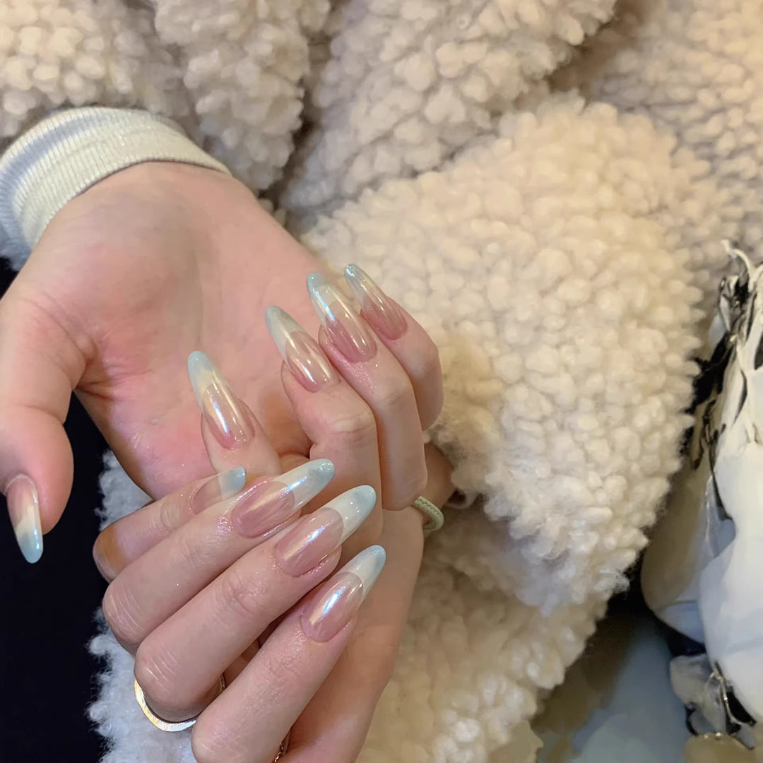 Elegant and Shiny Artificial Nails Stornfield