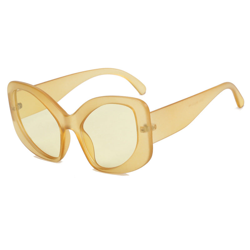 Women's oversized sunglasses in a modern design Stornfield