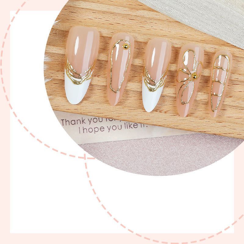 Artificial nail set with elegant floral golden accent Stornfield