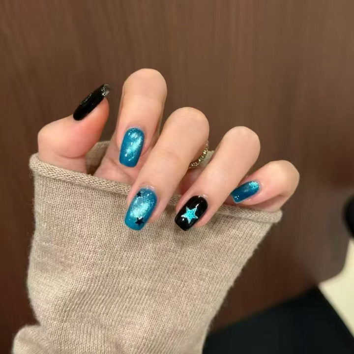 Whimsical Bear-Themed Press-On Nail Art Kit Stornfield