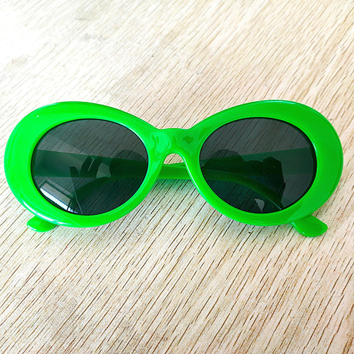 Retro-Inspired Stylish Oversized Sunglasses Stornfield