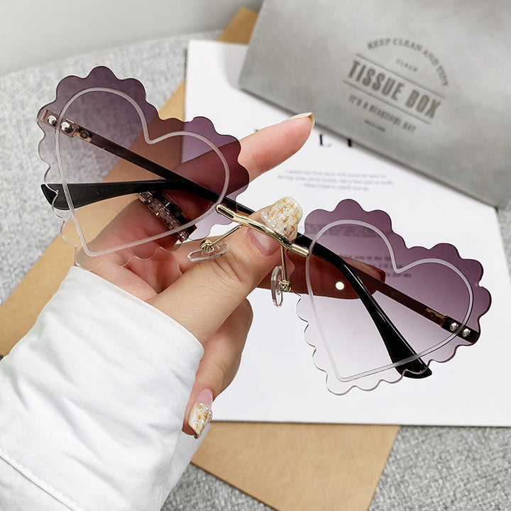 Ladies Cat-Eye Sunglasses in unique Heart Design Stornfield