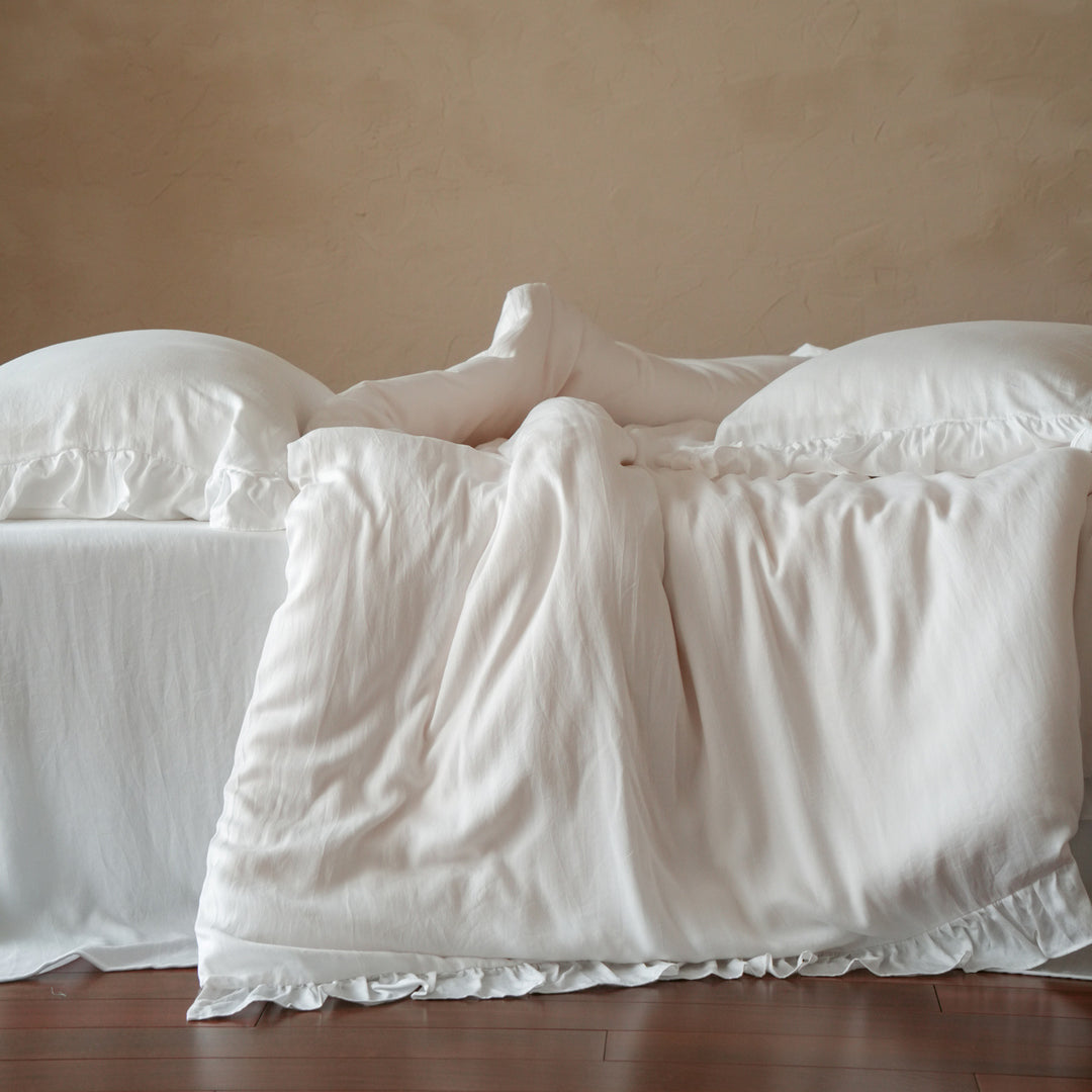 Ruffled Cotton-Linen Duvet Cover Set with Pillowcases and Fitted Sheet