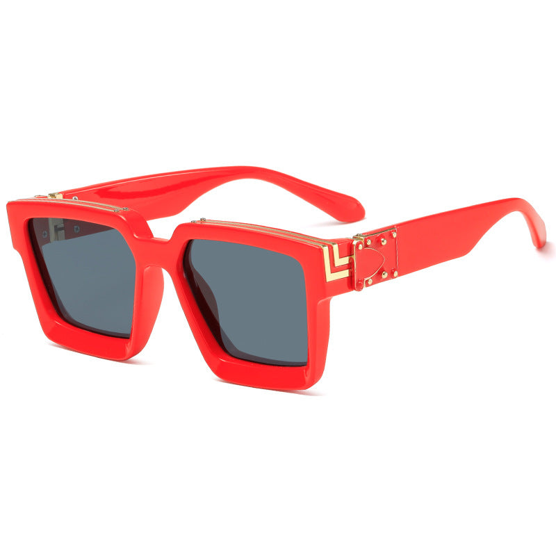 Women's square designer sunglasses with striking frame Stornfield
