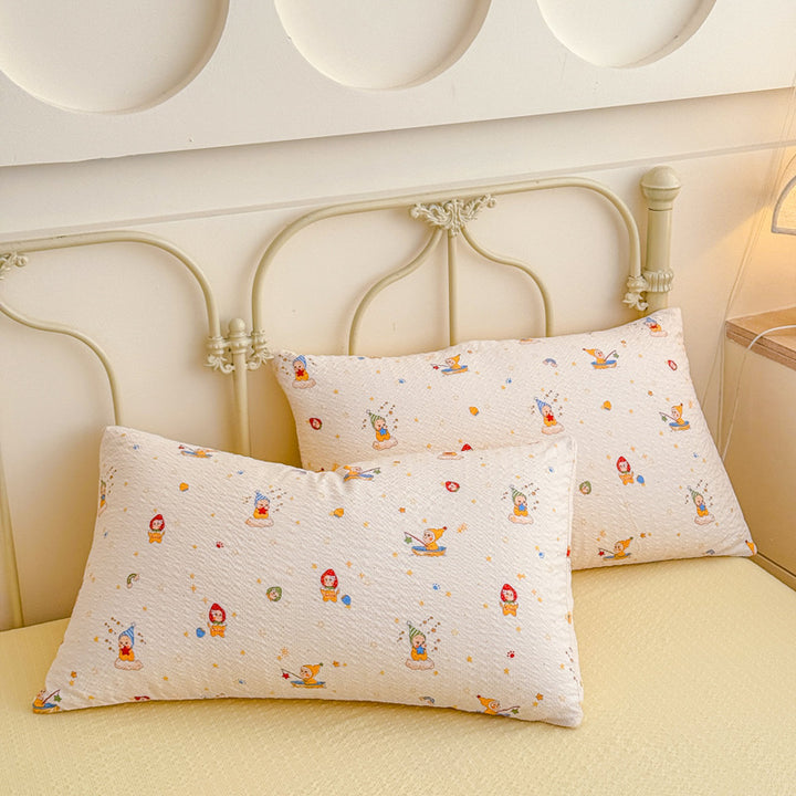 Children's Playful Cartoon Animal Print Bedding Set
