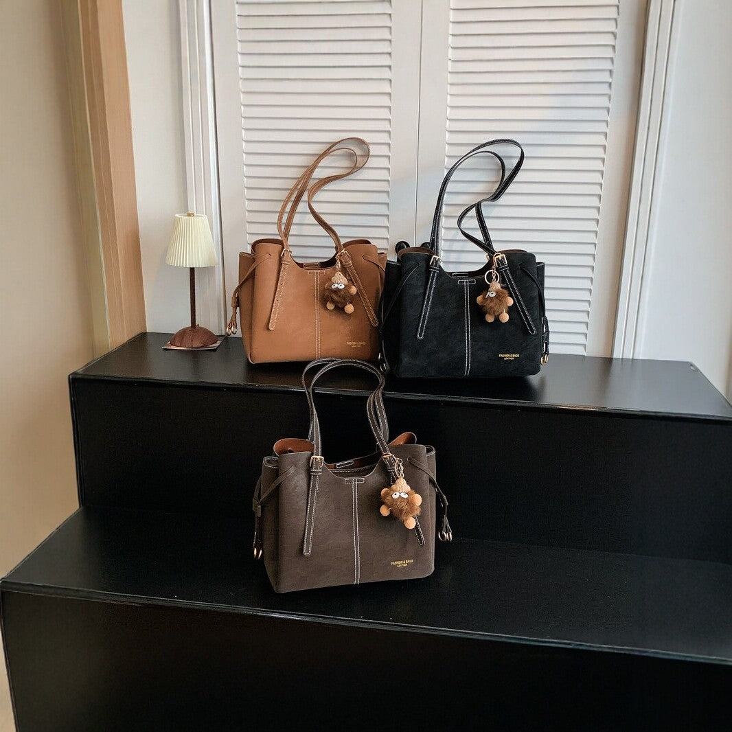 Versatile Everyday Leather Tote