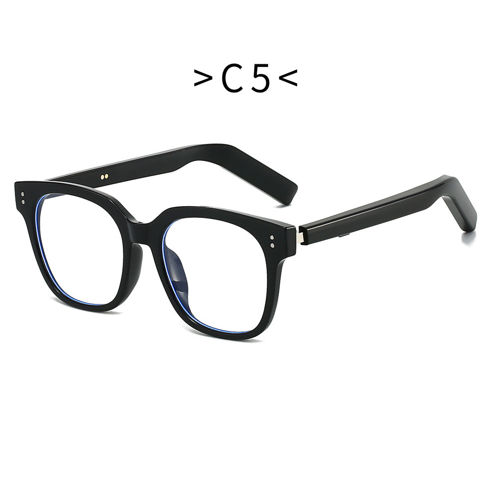 Women's sunglasses in trendy square design with polarized lenses Stornfield