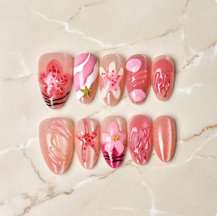 Artificial nails with floral accents Stornfield