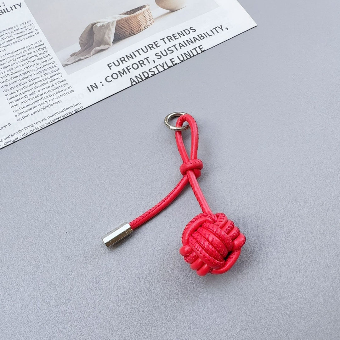 Stylish Knotted Leather Keychain Stornfield