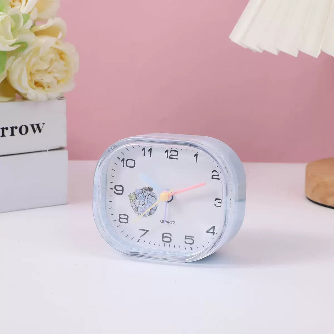 Funny desk clock in apple design Stornfield