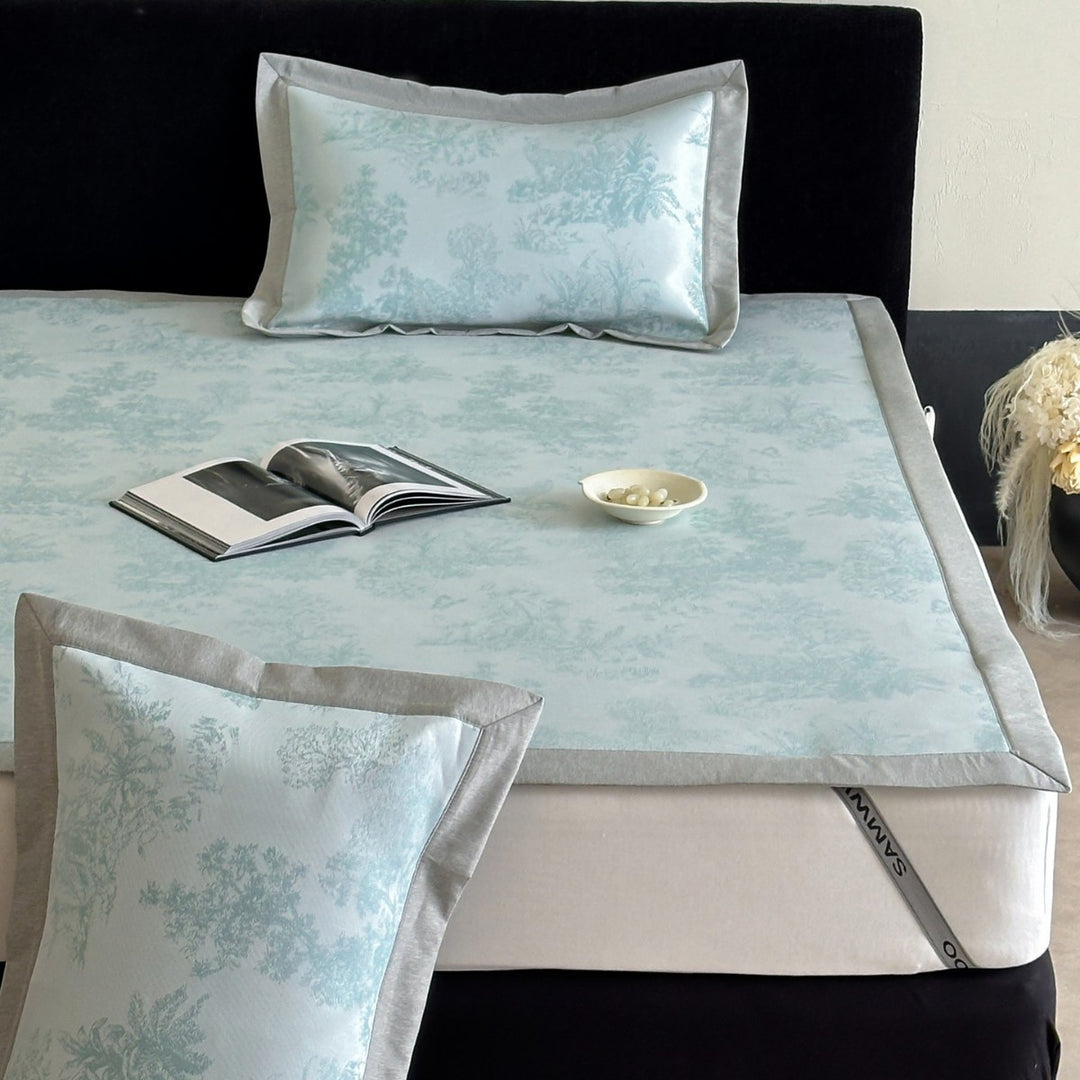 high-quality non-slip mattress protector with integrated fitted sheet and elegant jacquard pattern