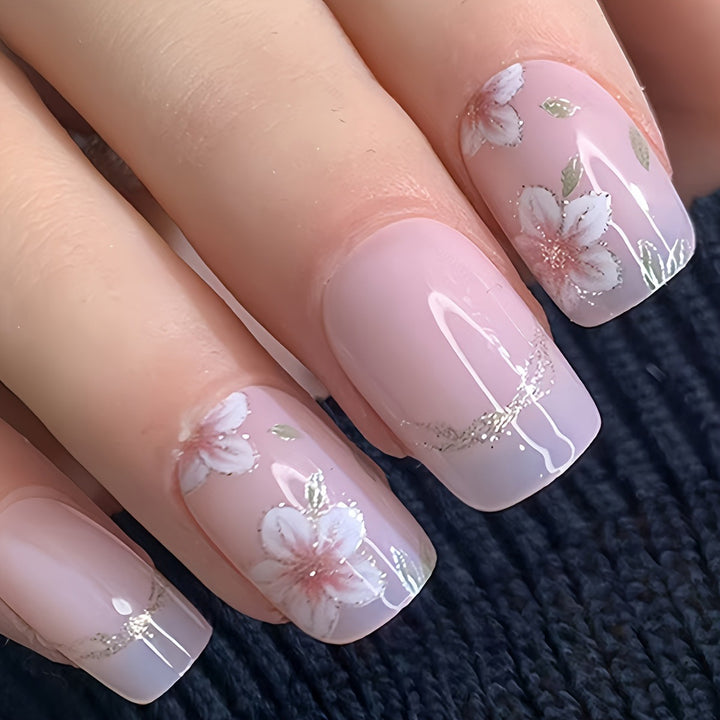 Artificial nails with delicate floral accents Stornfield