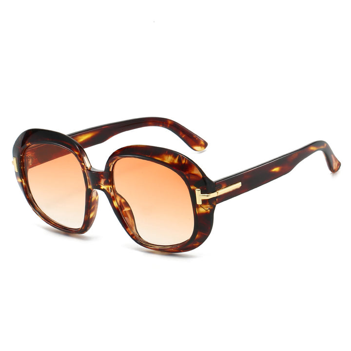 Stylish Oversized Sunglasses Stornfield