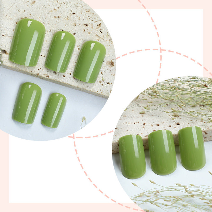 Acrylic nail set with shiny surfaces and perfect fit Stornfield