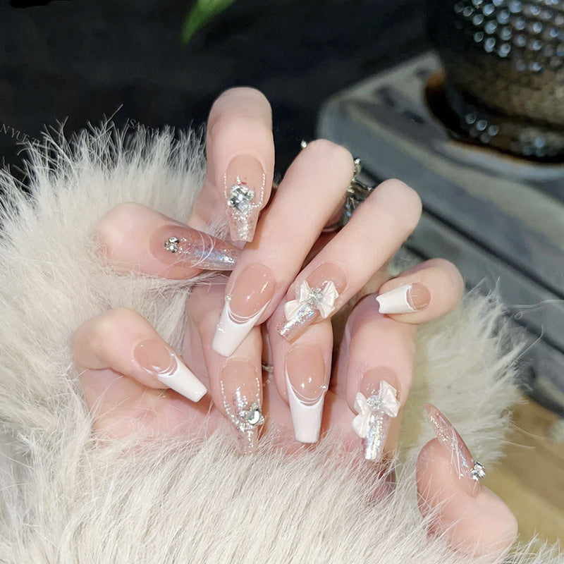 Glamorous artificial nails with glitter design Stornfield