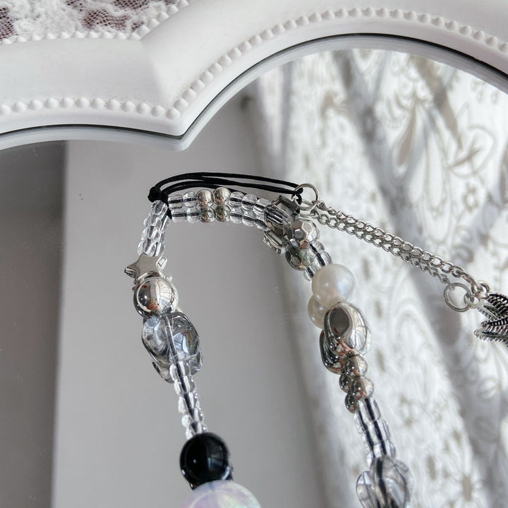 Elegant Beaded Charm Eyewear Holder Stornfield