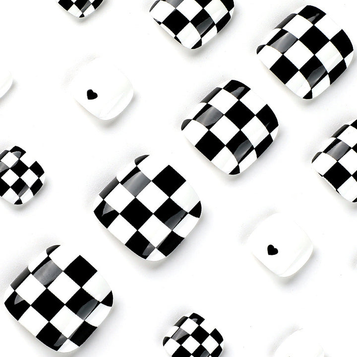 Stylish Checkerboard Pattern Artificial Nails Stornfield