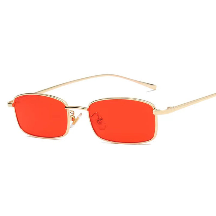 Ladies exclusive sunglasses with striking tortoiseshell pattern and sturdy frame Stornfield