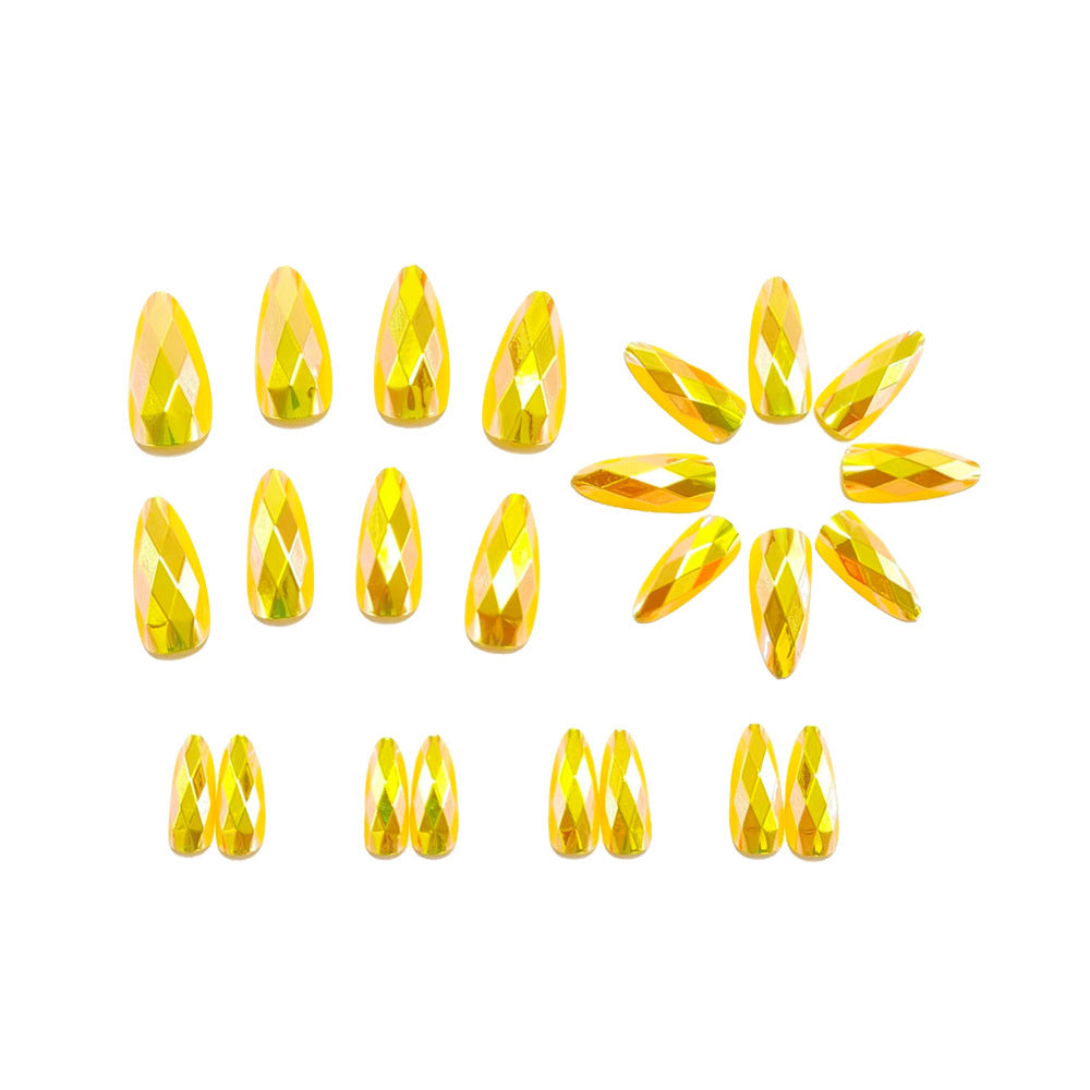 Glamorous Artificial Nails Stornfield