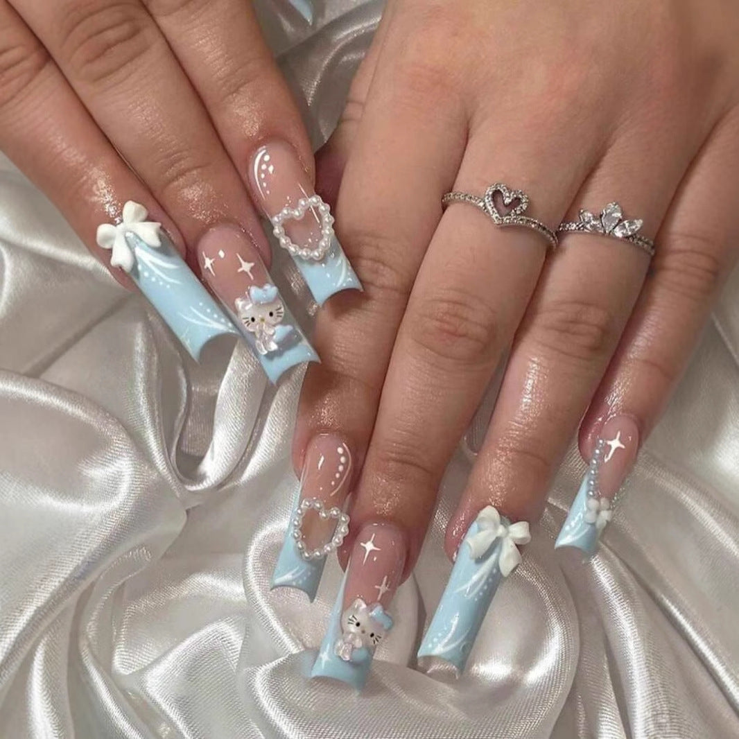 Artificial nail set with playful 3D accents Stornfield