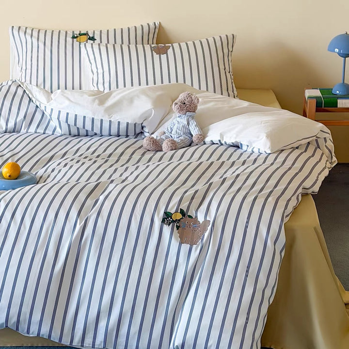 Striped Cotton Sateen Duvet Cover Set with Embroidered Cat Patch and Hidden Zipper