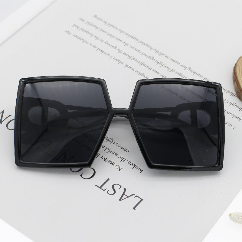 Women's square sunglasses with luxurious frame Stornfield