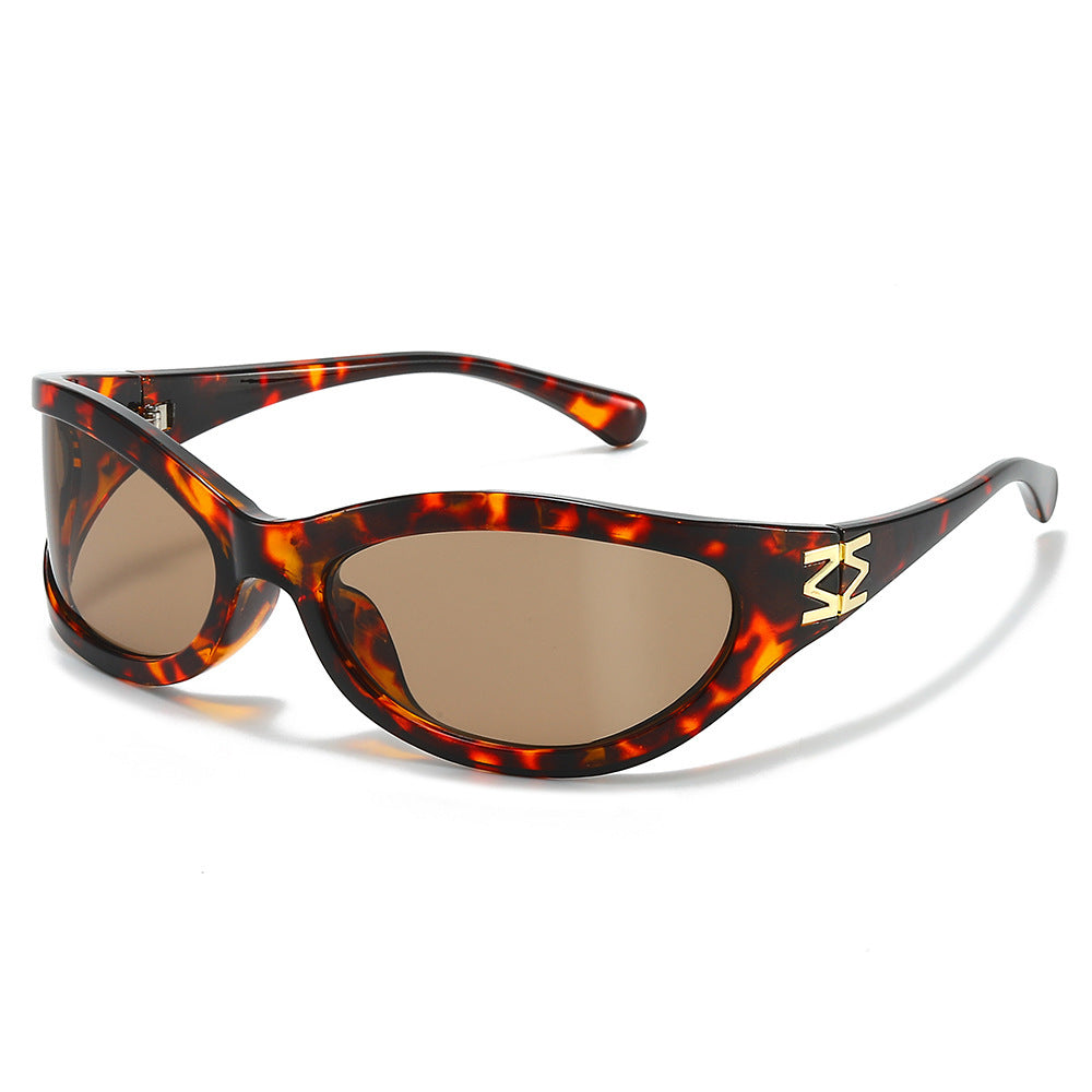 Sleek Cat-Eye Fashion Sunglasses Stornfield