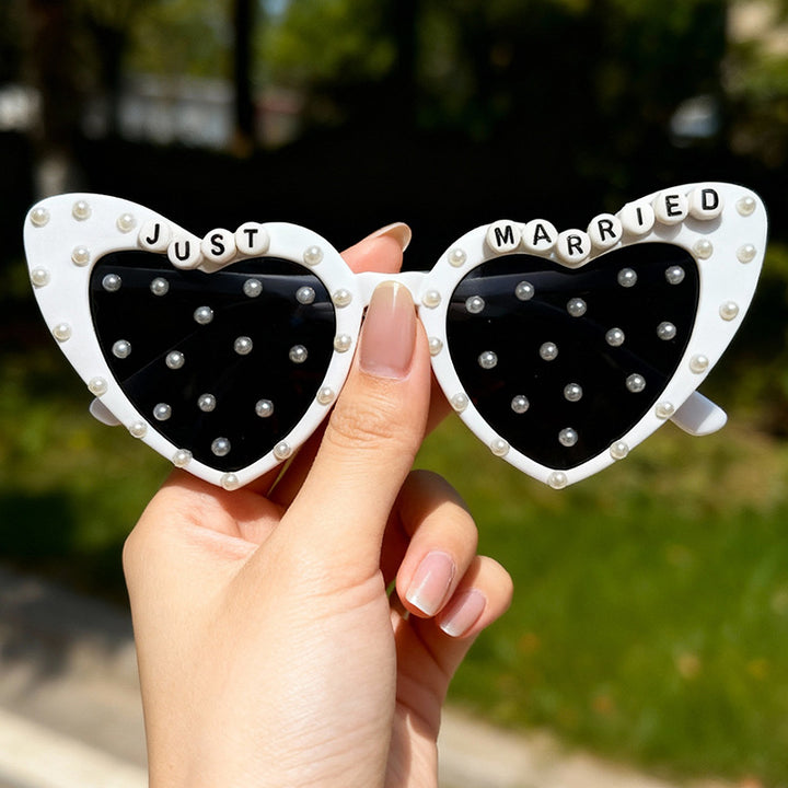 Novelty Heart-Shaped Sunglasses Stornfield